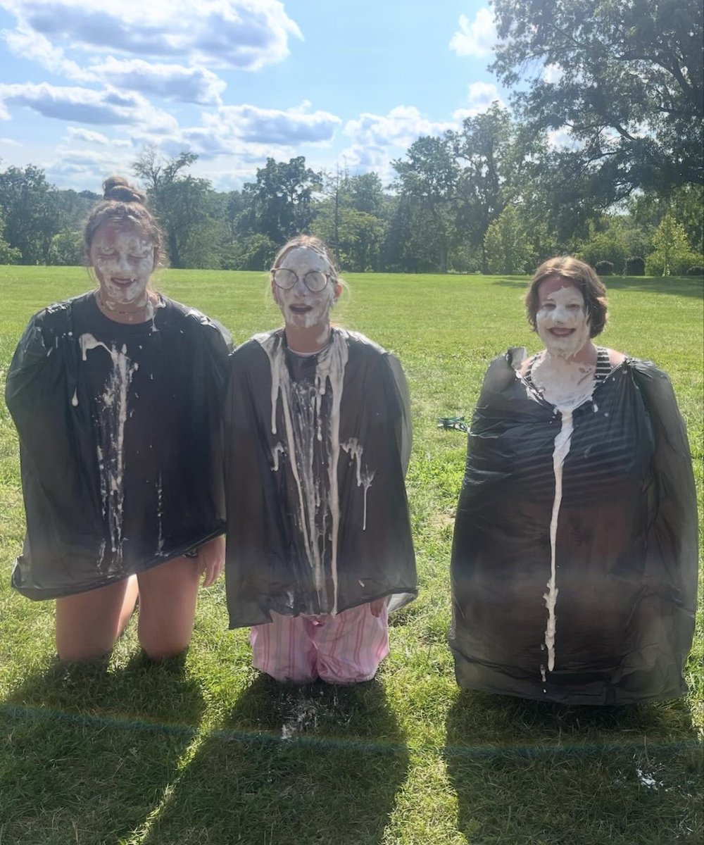 MsKingerysClass's tweet photo. More moments from camp!🫡 https://t.co/JusYWx78cf