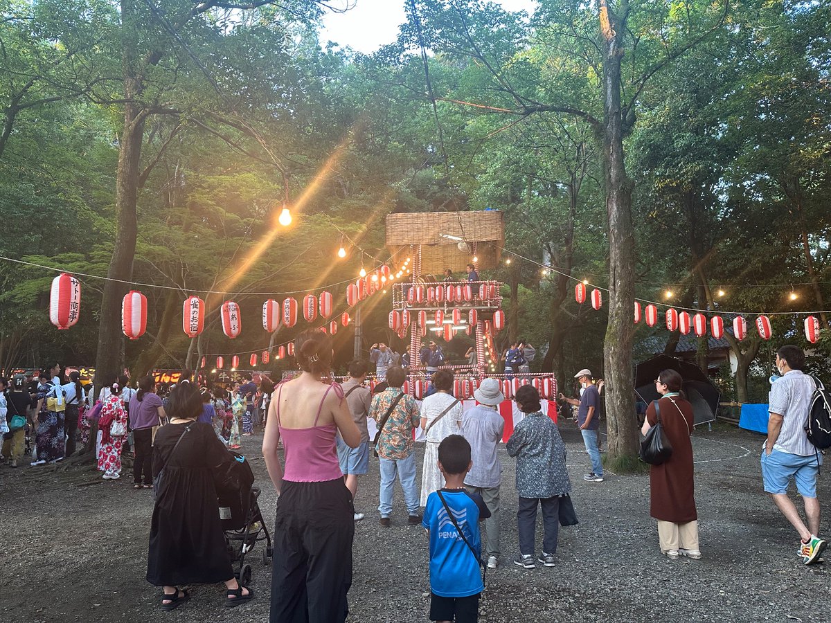 hinokunidaiko's tweet photo. 深大寺盆踊り

行ってきました！
「ドラえもん音頭」「火の国太鼓」踊れて喜び☺️
ちょうどのび太くんの声優さん小原 乃梨子さんが亡くなられたとのことでしんみりしちゃいましたが踊りは楽しく踊れました♪

#盆踊り 
#深大寺 https://t.co/JBw4gYNoEv