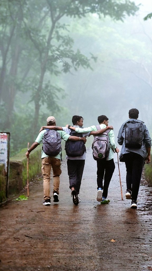 abhicache's tweet photo. Even a 1-day trip with friends can boost your productivity for the upcoming weeks :)

So just close that laptop and go for it guys😉 https://t.co/lVHjxsjaCl