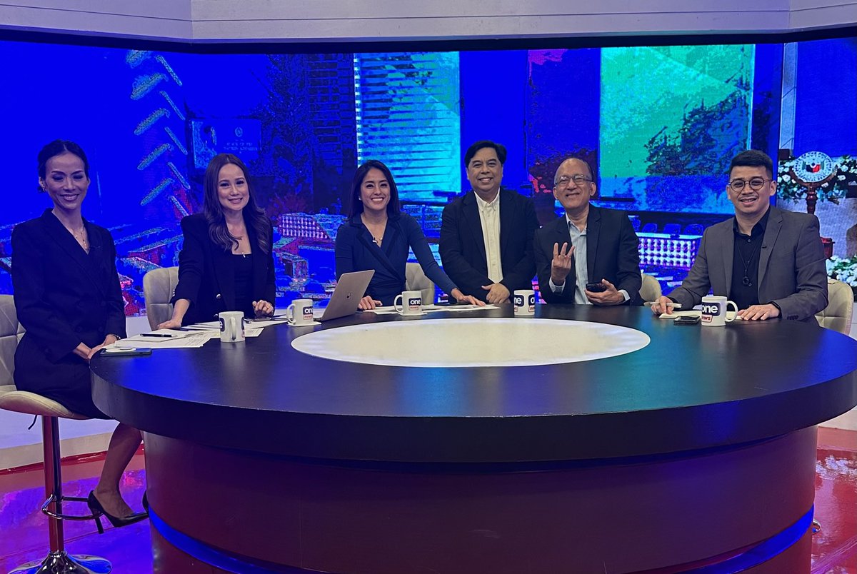 jovefrancisco's tweet photo. #OneNews and #OnePH #SONA2024 coverage with the journos of #CignalTV 📸

ONN, Brunch, Afternoon Delight, Storycon and The Big Story.

One Balita Pilipinas, MOJO Mukha ng Balita and Sa Totoo Lang. https://t.co/sEdMUZYhuu