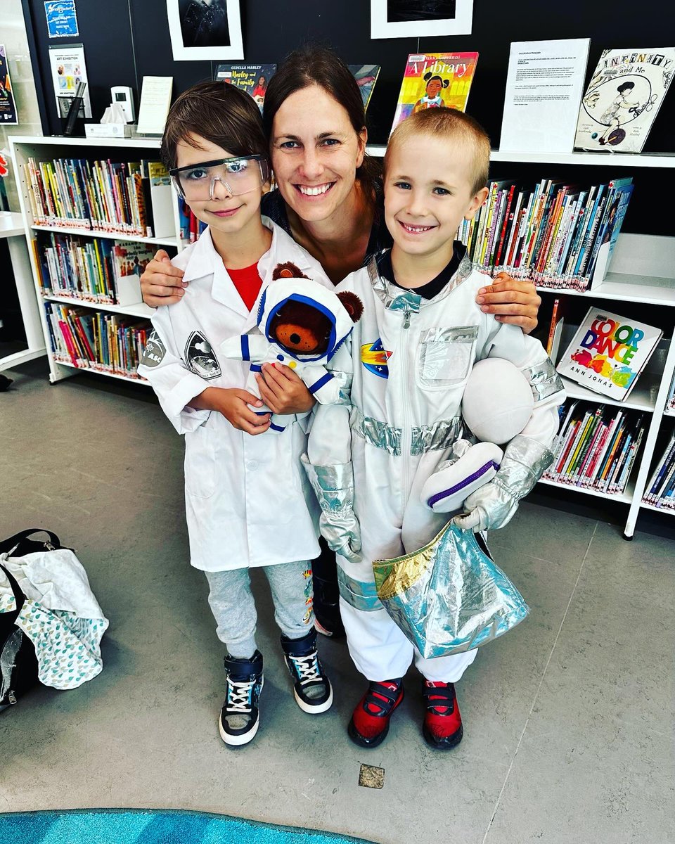 suemcbridemusic's tweet image. It&apos;s always a joy to perform at the Musquodoboit Harbour Public Library! July 15th, 2024
 #newshow #spacesongs #spacetheme #kidsevent #kidsmusic #kidsentertainment #cosplayfun #suemcbridemusic