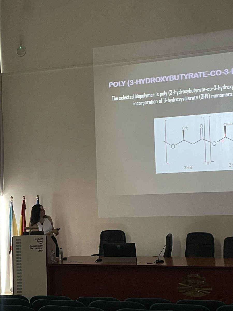 AnabelCendal's tweet photo. 👩🏻‍🔬Explicando algunos de los experimentos que he realizado en mi primer año de tesis y mostrando los resultados de los mismos en el #CAMS2024. https://t.co/mBitsHdAmu