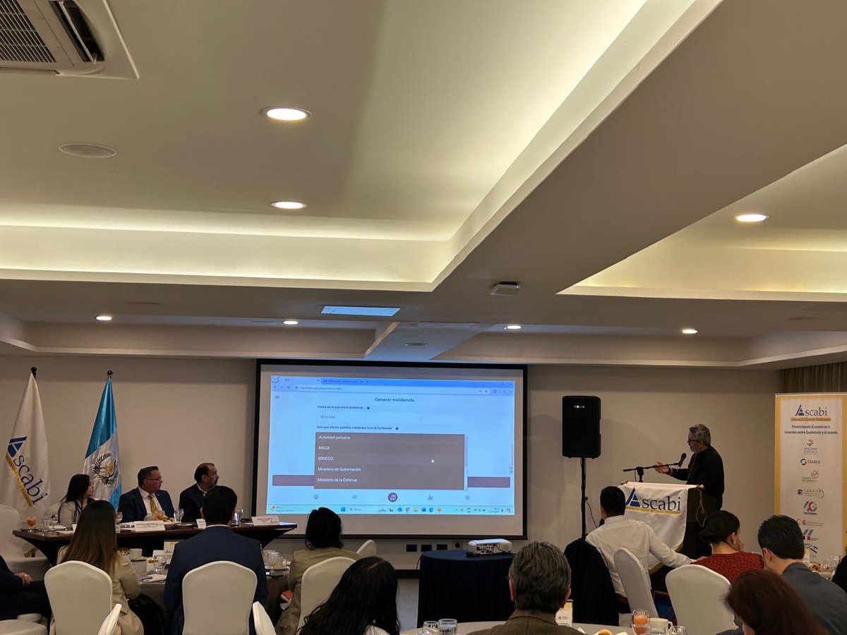 AmChamGT's tweet photo. #AmChamGT está participando en el evento organizado por @ASCABIGuatemala que tiene como objetivo la presentación de la plataforma de Reporte de Incidencias de Comercio Exterior -RICE- y del Informe Anual de Comercio Exterior 2023 a cargo de @MINECOGT
¡Estos esfuerzos tienen como objetivo promover el comercio e inversión entre Guatemala y el mundo!