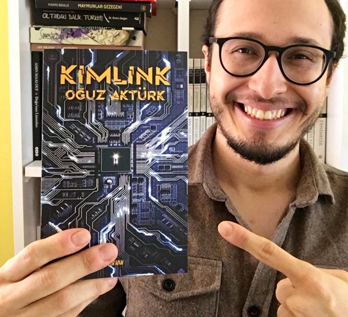 esraworrld's tweet photo. ya lütfen geri açın şu uygulamayı lütfen sırf şu adamın ve bununla aynı zihniyette olan adamların üzülmesini istiyorum #wattpadeözgürlük https://t.co/GDZhs4ypbr
