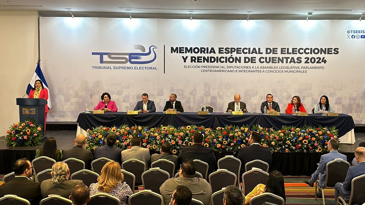 #RendicióndeCuentas | “En el marco del cierre del proceso electoral, junto al pleno de magistradas y magistrados que integramos el Tribunal Supremo Electoral y en mi calidad de presidenta del mismo, venimos este día en presentar al país la Memoria Especial y el Informe de
