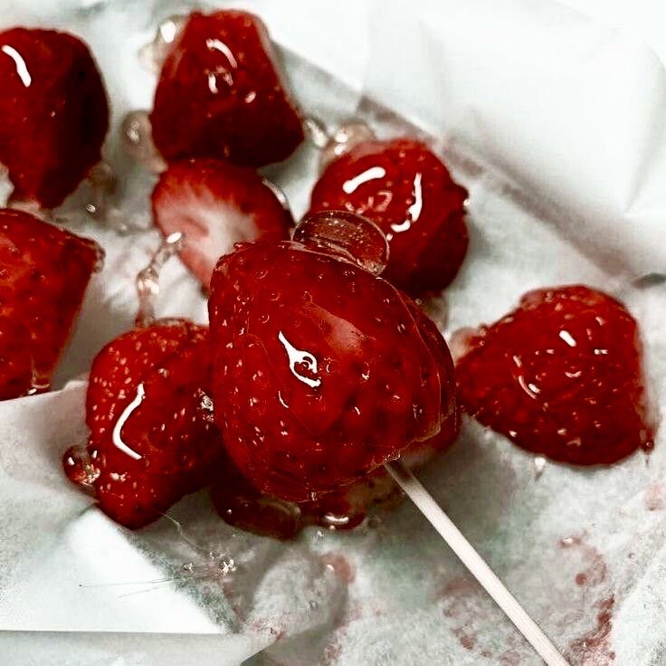 straw berry — 🍓