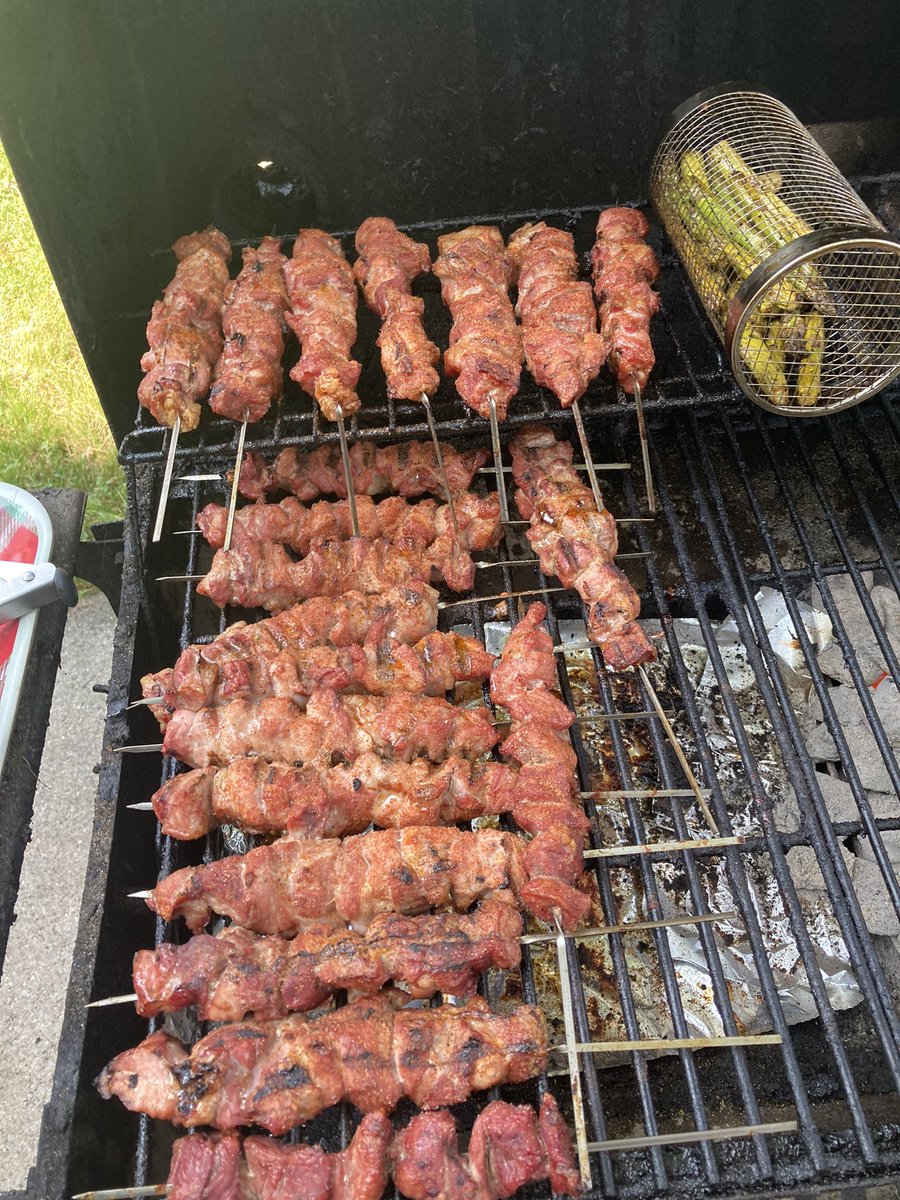 Grillin_Pirate's tweet photo. For Lunches and Such for the Week:
BBQ Pork and Grilled Asparagus (Cobbed Corn on the Stove) @PDawgKnight #grilling #bbq https://t.co/AHkgLZZPEH