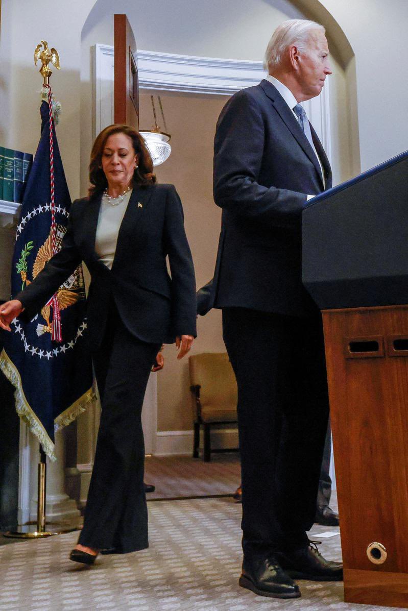 KamaIa Harris贺锦丽在加州创下的“伟大”业绩之一： Kamala Harris／賀錦麗）2014年任加州總檢察長時，通過加州47號法案（Proposition  47），使財物損失在950美元以下的盜竊罪，從重罪變成輕罪，嫌犯被定罪後，刑期最高不得超過一年。由於監獄人滿為患，許多輕罪被告根本 ...