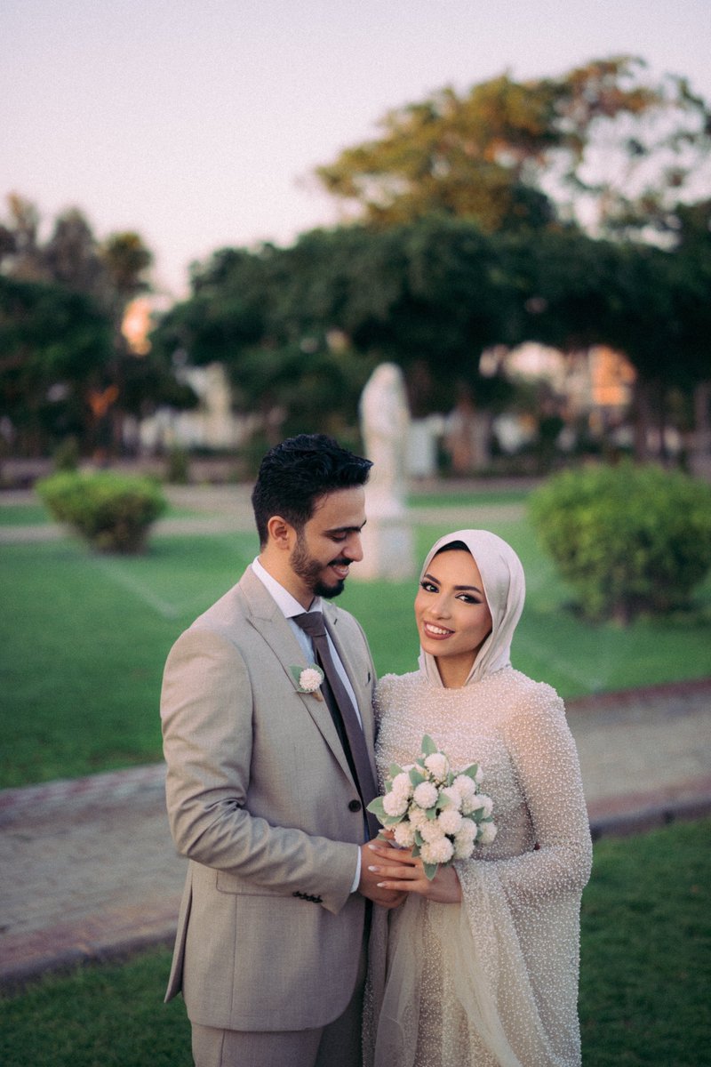 badawy183's tweet photo. انا خطبت المزة بتاعتي 💍 https://t.co/rA0IEDYiZu