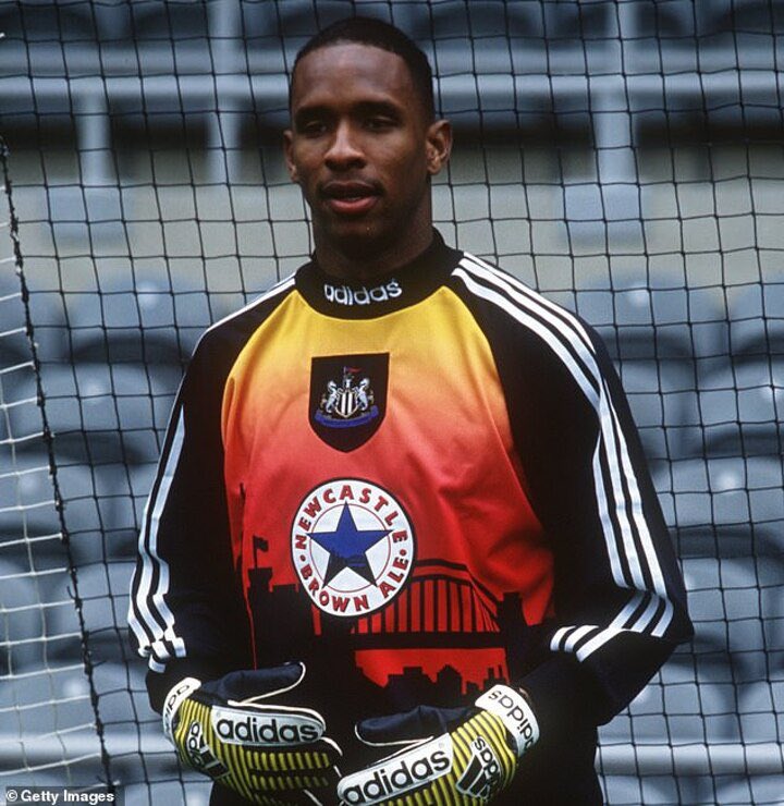 peterdrew1979's tweet photo. @knockemdownes Shaka Hislop https://t.co/lLTxsOoEWQ