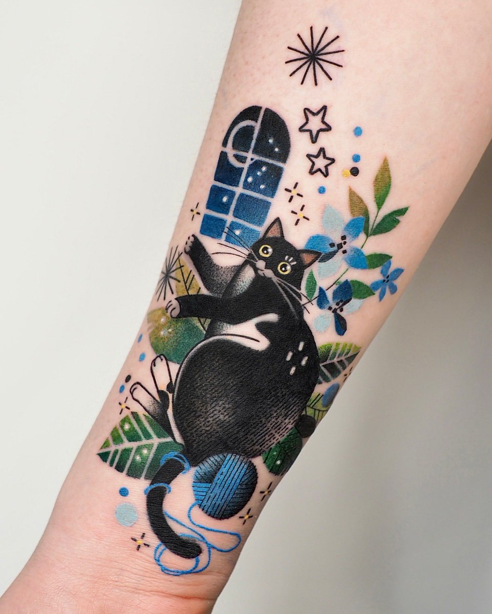 HenTattooer's tweet photo. 🐈‍⬛💙 https://t.co/CsOLrYGKTA