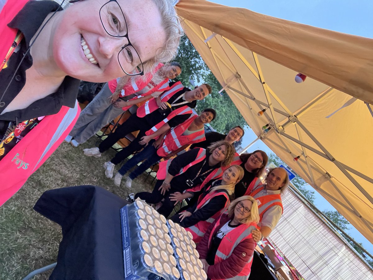 PowysOAYW's tweet photo. Three nights down two to go, lots of water handed out and support to people in need of first aid,  somewhere safe to rest or a friendly face to chat too. #BWESG https://t.co/PmjKvbBKhX