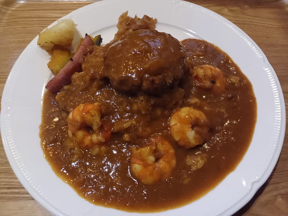 com11198338's tweet photo. ★世界の海老カレー🍛ハンバーグトッピング★

#世界の海老カレー #世界の海老カレーハンバーグトッピング　#海老カレーハンバーグトッピング　#ハンバーグカレー #暑い夏に熱いカレー #暑い夏こそカレー #猛暑 #涼しい店内 #夏に負けない体づくり #酒田カレー  #ダイニングカフェクローバー https://t.co/1qiQORD5ta