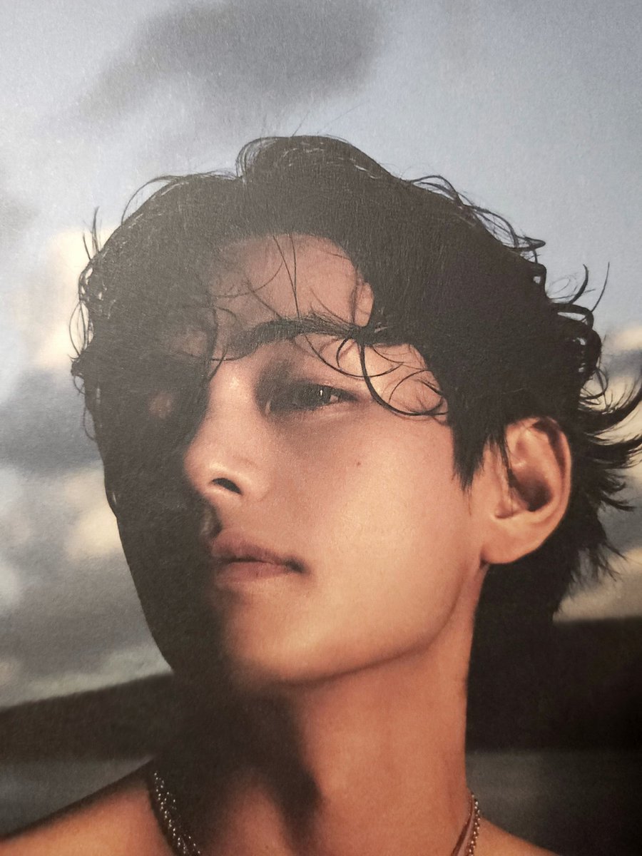 rt and reply with:

ALWAYS WITH KIM TAEHYUNG 

#태형이와_언제까지나_함께걸을게
#태형아_보라해_사랑해 <a href="/BTS_twt/">방탄소년단</a>