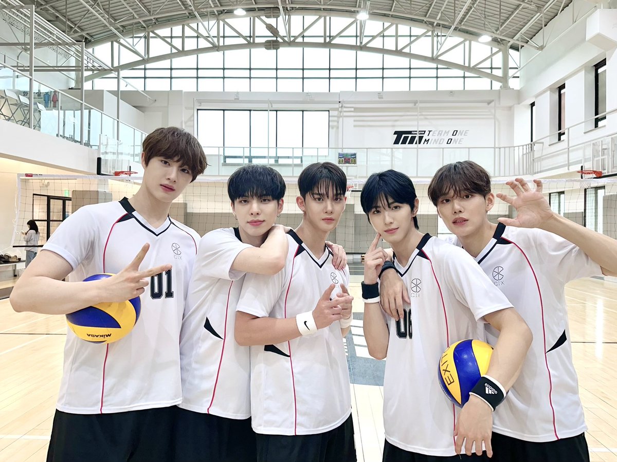 CIX_Official's tweet photo. ♡𝙲𝙸𝚇 𝟻𝚝𝚑 𝙳𝙴𝙱𝚄𝚃 𝙰𝚗𝚗𝚒𝚟𝚎𝚛𝚜𝚊𝚛𝚢♡

#CIX #씨아이엑스 #BX #승훈 #배진영 #용희 #현석 #CIX5thDebutAnniversary #CIX데뷔5주년 #2024FIXWEEK #픽스위크 https://t.co/xCrJEykaxm