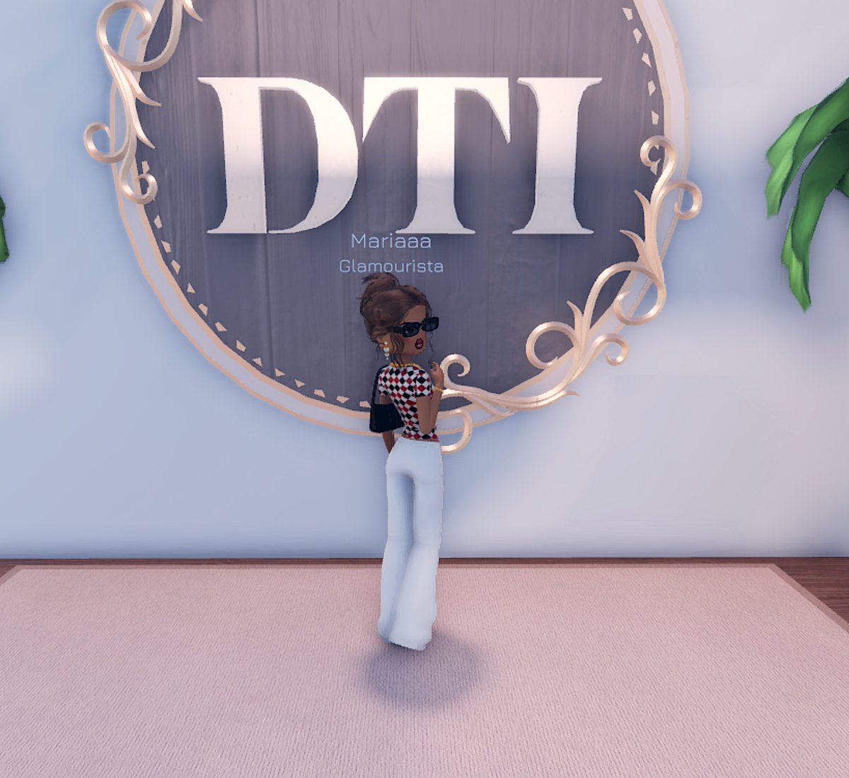 ma4ri5a's tweet photo. Dress to impress♥️#Dresstoimpress #ROBLOX #photooftheday #Trending  #games #PhotographyIsArt https://t.co/3GSwxsp1Nr