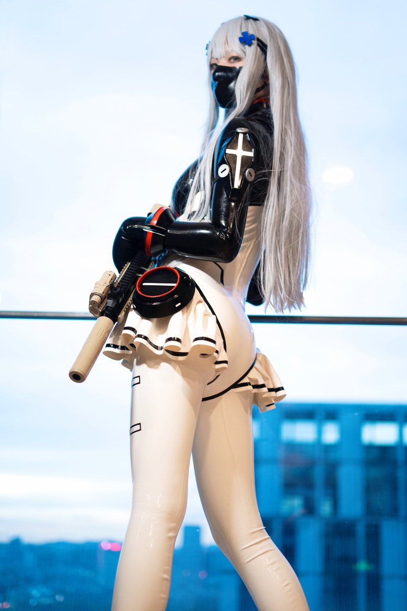 少女前线
HK416 子夜福音
萤火虫 Day3
📷：<a href="/NaiveKirito/">Kiriko</a>