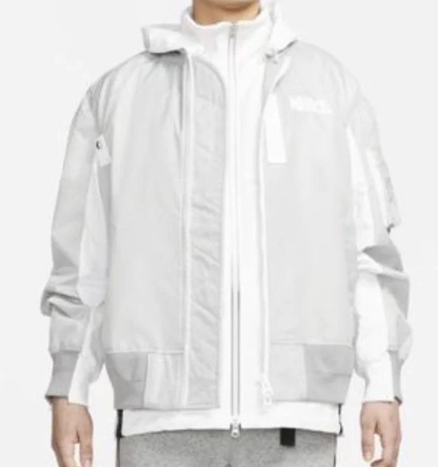 綾野剛着用 sacai NIKE コラボ ナイロン レイヤードボンバージャケット GTLEIATa8AATVsY?format=webp&