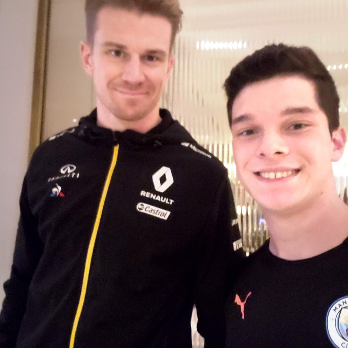 LucasTheDomer's tweet photo. Hülkenberg e Binotto na Audi em 2026, fotos serão atualizadas 🥹

#f1naband #formula1 #f1 #audif1 https://t.co/B8jVaX72PF