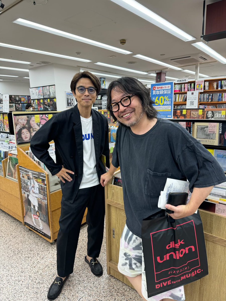 sokabekeiichi's tweet photo. この人とディスクユニオンで出会うのはレアです🎈 #どーぞ https://t.co/8BGh6oovmD