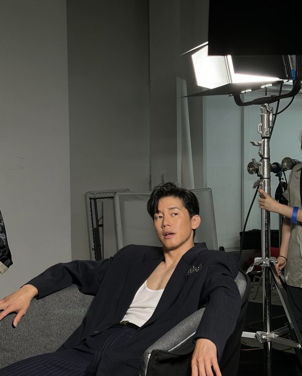 altlrrpp's tweet photo. 이거 완전 한상우가 살아돌아온 거 아님?
근데 이제 야외훈련 빡시게 구른 https://t.co/Hc3ChGEahi