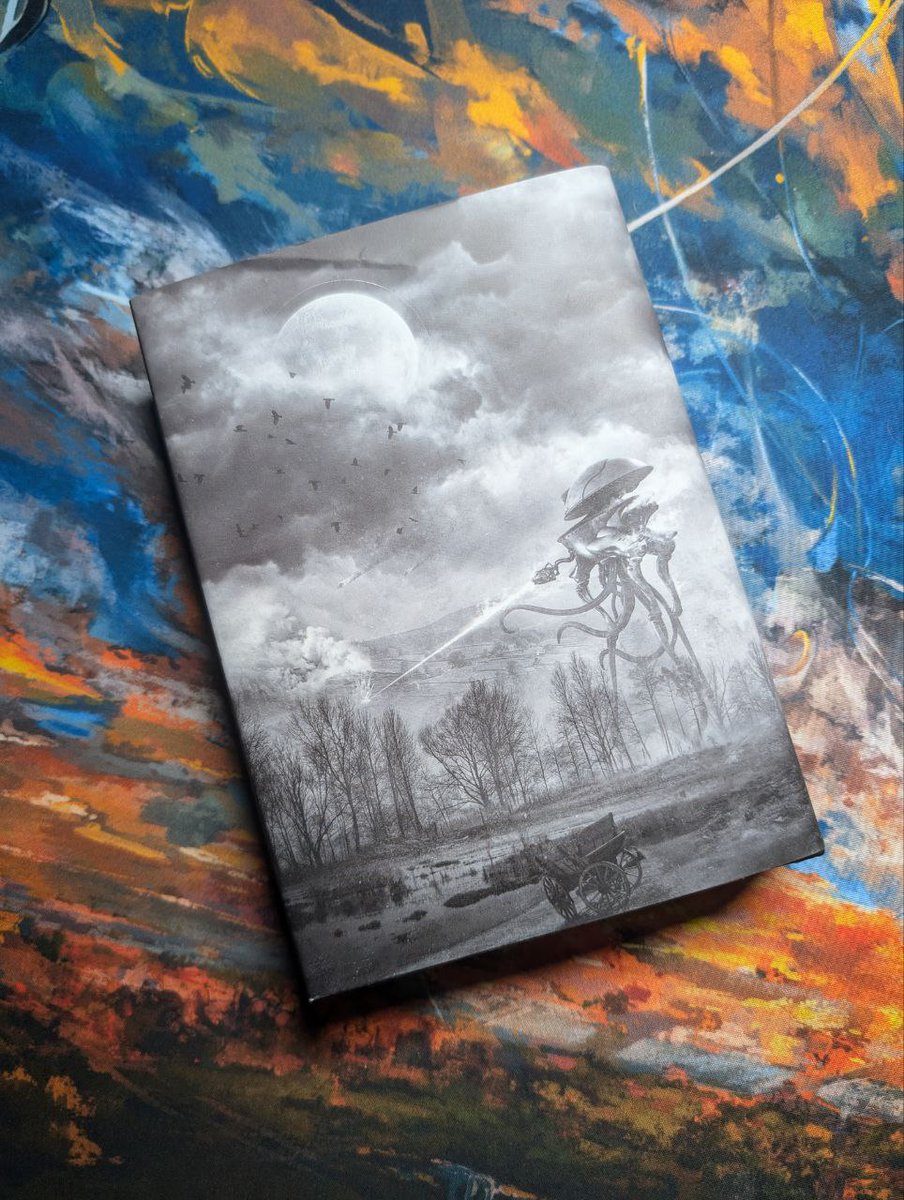 Wraithmarked's tweet image. 🎉FINAL #BOOKGIVEAWAY REMINDER🎉

Ultra rare proof copy of H.G. Well's THE WAR OF THE WORLDS Deluxe Edition! Only 24 in print!

Follow for 4 chances, #RT for 2, Like/Comment for 1 each!

Winner announced Friday! We ship internationally! #amreading #amwriting #book