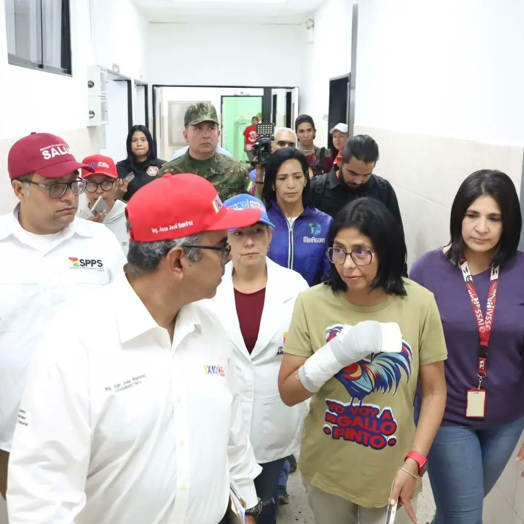 mppop_monagas's tweet photo. #repost @vycsucreoficial

Vicepresidenta @delcyrodriguezv

Así como lo ofreció, este miércoles el Presidente @NicolasMaduro estará entregando cuatro #CDI a la ciudad de Barquisimeto para la atención al pueblo. Todo está listo"
#AfirmativosYPaLante 

@GRaulparedes
@ingjuanjo https://t.co/6Ghnm6uZK9