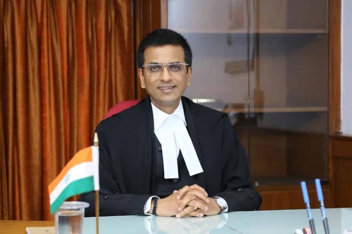 NewsAlgebraIND's tweet photo. BIG BREAKING NEWS 🚨 Supreme Court announces that there won't be any NEET retest as there is no systematic leak of question paper.

Option 4 was the correct answer for the disputed question.

CJI CHANDRACHUD - "At the present stage, there is an absence of materials on record to show results of the exam were vitiated or there was a systemic breach in the conduct of the exam."