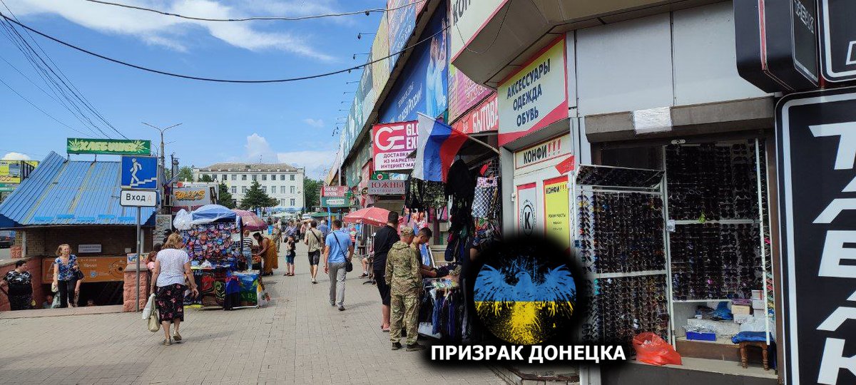 Prizrakdonetska's tweet photo. Фотографии с мира дикой природы Донецка, орк выбирает чтобы отжать. Фотографы - Админ призрака Донецка

Если у вас есть ЛЮБАЯ информация об орках и сепаратистах пишите - в бот @prizdonbot или на почту prizrakdonecka@gmail.com 🇺🇦 https://t.co/3qJbh7ci4y