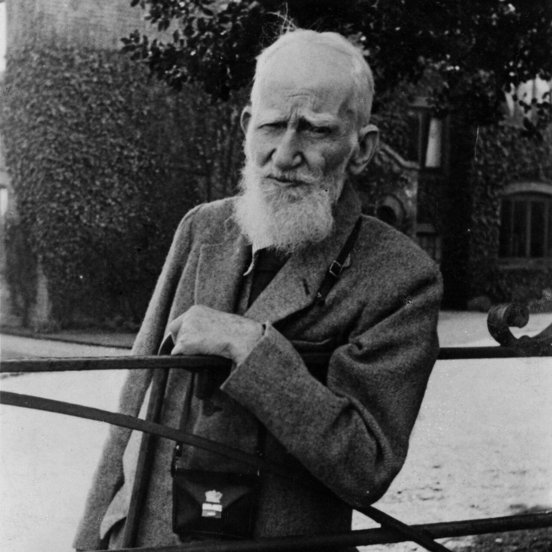 QuotesforGoal's tweet photo. "Los políticos y los pañales deben ser cambiados con frecuencia, ambos por la misma razón"

George Bernard Shaw https://t.co/53gsi1BIT3