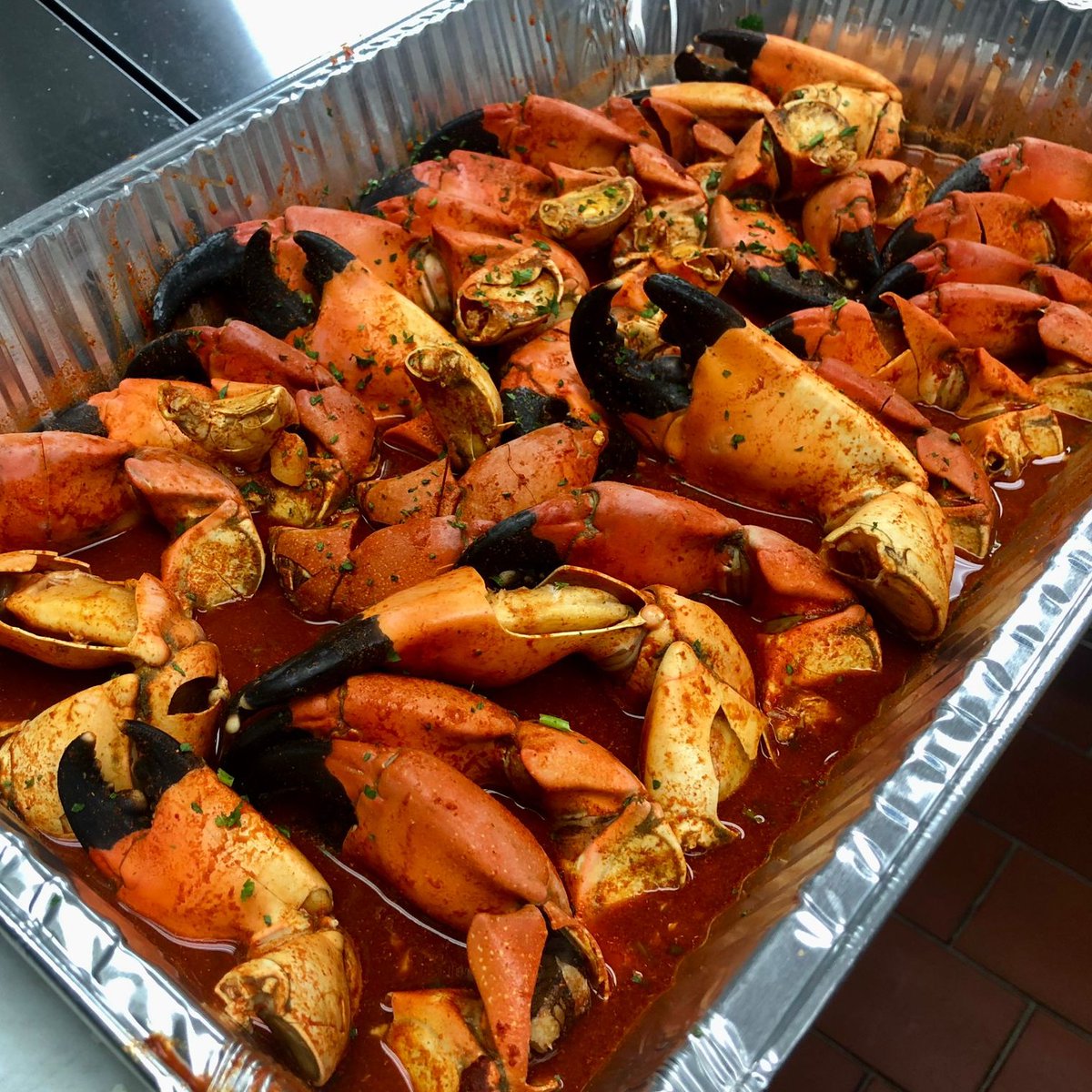 cajun_greek's tweet photo. What do you think about starting your #Tuseday with a #Seafood #Platter like this one..? 😋🔥😮❤️😘 #CajunGreek #Restaurant #LocalsFavorite #Galveston #Texas https://t.co/1kReVbkuXL
