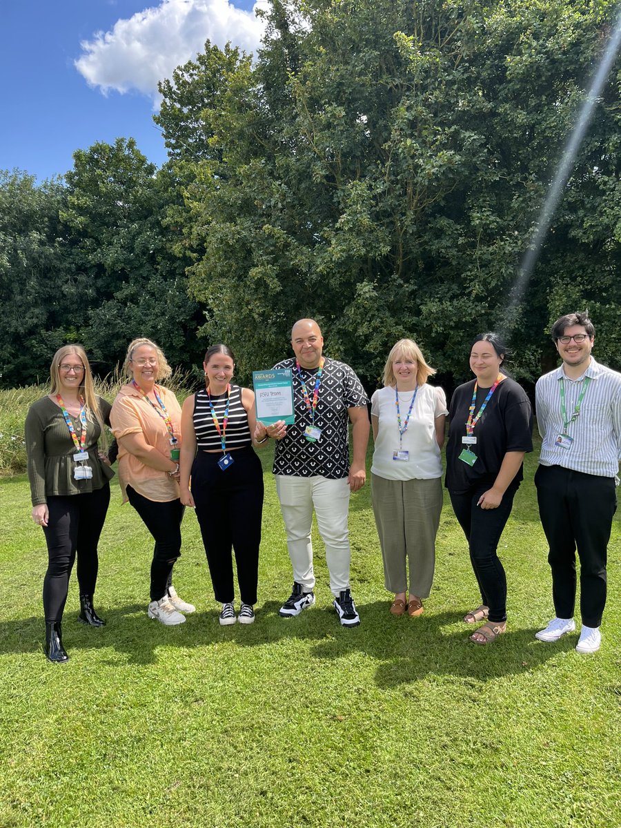 UHL Cancer Centre (@uhlcancercentre) on Twitter photo Fantastic to find out that our Cancer PSFU Team have been shortlisted for the Outstanding Contribution Award (Team) Non Clinical - keeping our fingers crossed ๐ค ๐ค<a href="/UHLAwards/">UHL Recognition Awards</a> <a href="/Leic_hospital/">Leicester's Hospitals</a> Fantastic to find out that our Cancer PSFU Team have been shortlisted for the Outstanding Contribution Award (Team) Non Clinical - keeping our fingers crossed ๐ค ๐ค<a href="/UHLAwards/">UHL Recognition Awards</a> <a href="/Leic_hospital/">Leicester's Hospitals</a>