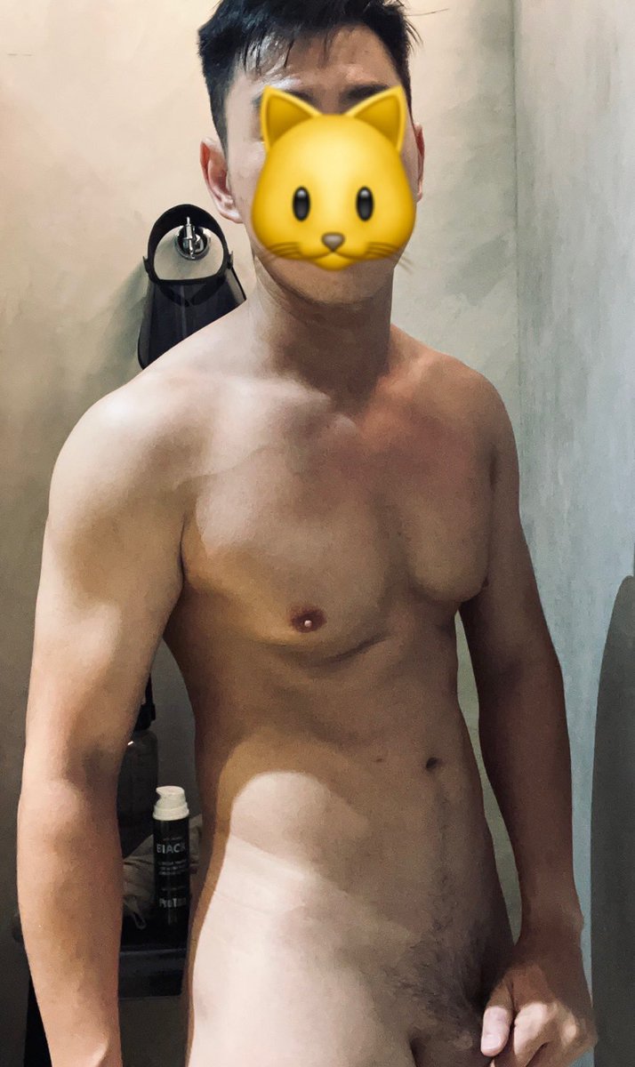 來曬一下室內日曬機，還是要有古銅色才好看