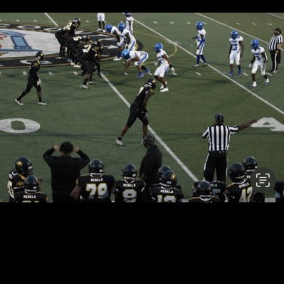 AvionDillard's tweet photo. #NewProfilePic #rebel #football https://t.co/Btzjto45sF