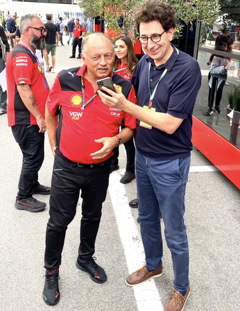 Mattia Binotto de retour en F1 !!!

Le Vaudois est nommé directeur des opérations et directeur technique de Sauber à partir du 1er août.

Audi annonce les départs d'Andreas Seidl (PDG de Sauber) et d'Oliver Hoffmann (président du CA)

#F1 #Formula1 #Audi #SauberF1