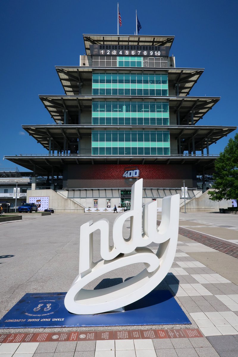 mgmirek_'s tweet photo. About Sunday night… 🏆🧱 @TeamHendrick @IMS #brickyard400 https://t.co/8YLCQyOmNe