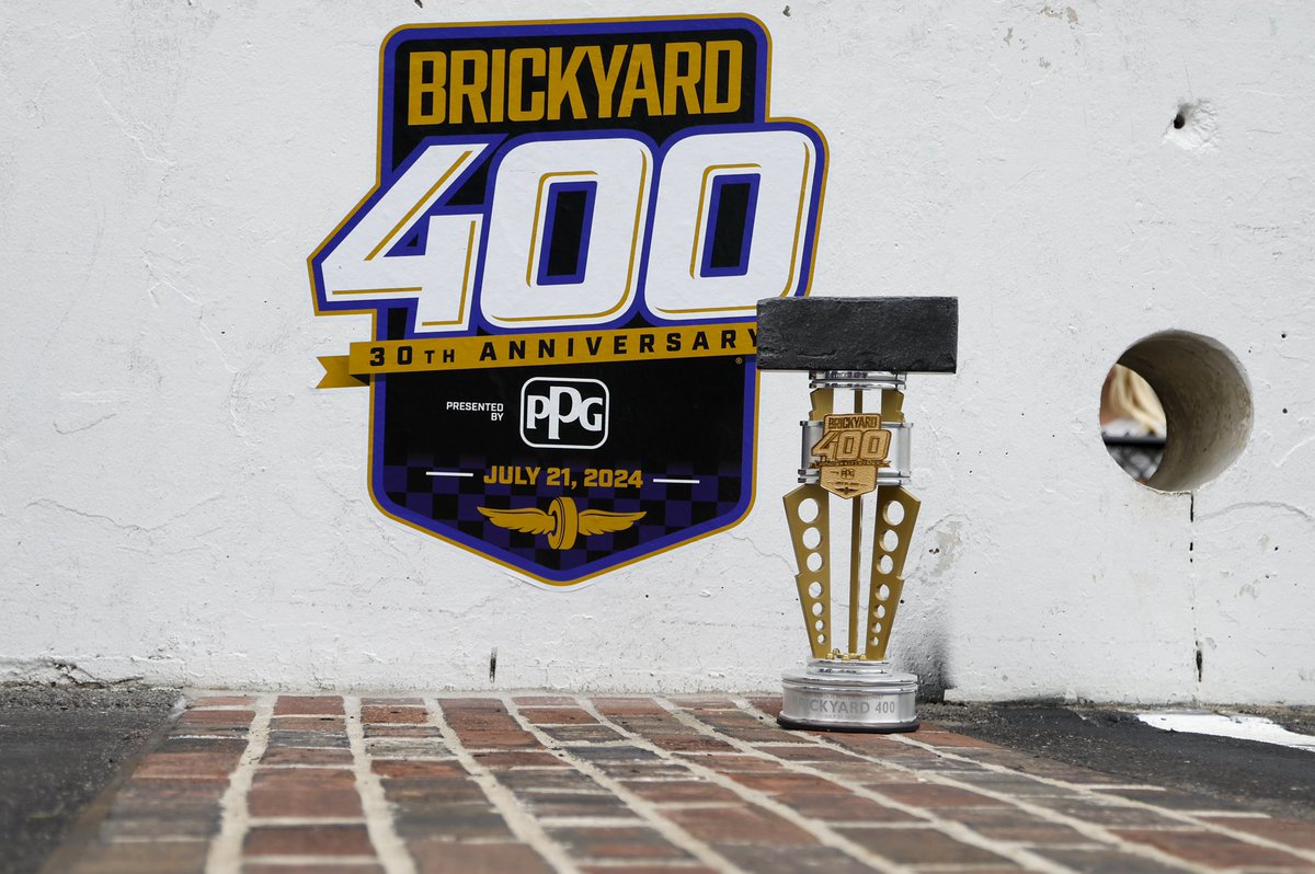 mgmirek_'s tweet photo. About Sunday night… 🏆🧱 @TeamHendrick @IMS #brickyard400 https://t.co/8YLCQyOmNe