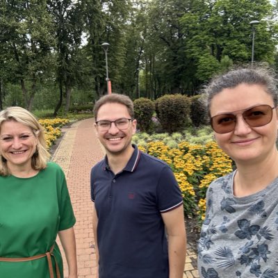 AgriKyiv's tweet photo. After some silence on this account, we are back 🌾🇺🇦 🇳🇱 💪🏻 As of July 1st, the agri team at @NLinUkraine is complete again. Katya has luckily stayed with us, Dmytro has been added to our team and myself, Carolien, I came back to Ukraine 1/3 https://t.co/cWIIFzHCkf