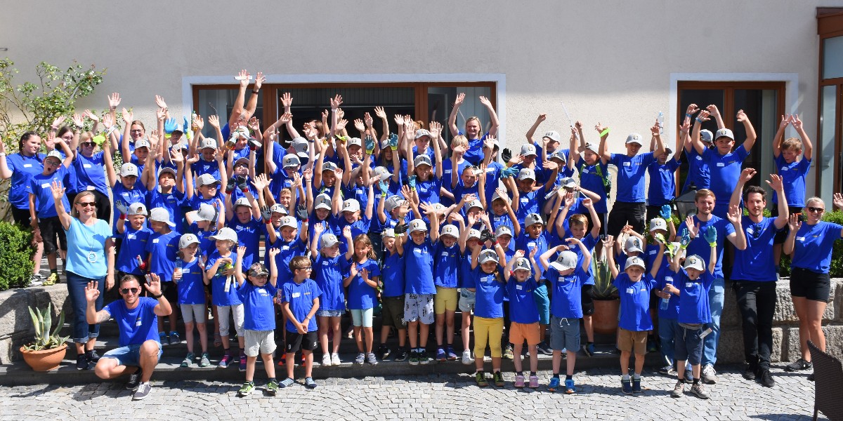 Unter dem Motto "Technische Berufe sind cool" berichtet TV1 Oberösterreich über den Rabmer Kids Day! Besonderes Highlight sind Interviews mit den zukünftigen Techniker/innen. Herzlichen Dank für diesen tollen Beitrag - anschauen lohnt sich!  
<a href="/RabmerU/">Ulrike Rabmer-Koller</a> tv1.nachrichten.at/oberösterreich…