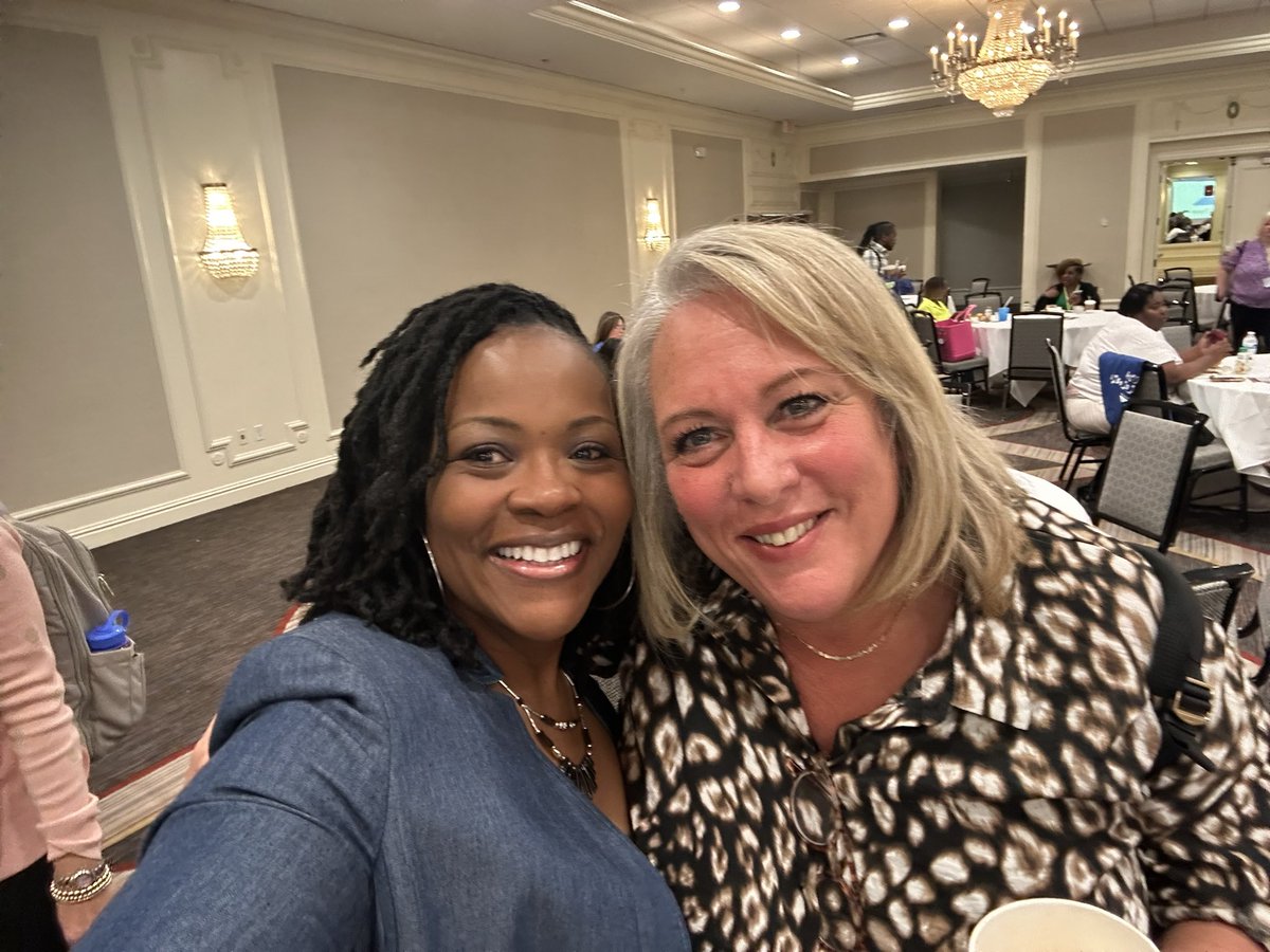 Anisa Baker-Busby, Ed.D. (@anisabusby) on Twitter photo We are on fire! Excited to get the learning day started! <a href="/SolutionTree/">Solution Tree</a> <a href="/jeeneemarie/">Jeanne Spiller</a> <a href="/SSchuhl/">Sarah Schuhl</a> We are on fire! Excited to get the learning day started! <a href="/SolutionTree/">Solution Tree</a> <a href="/jeeneemarie/">Jeanne Spiller</a> <a href="/SSchuhl/">Sarah Schuhl</a>