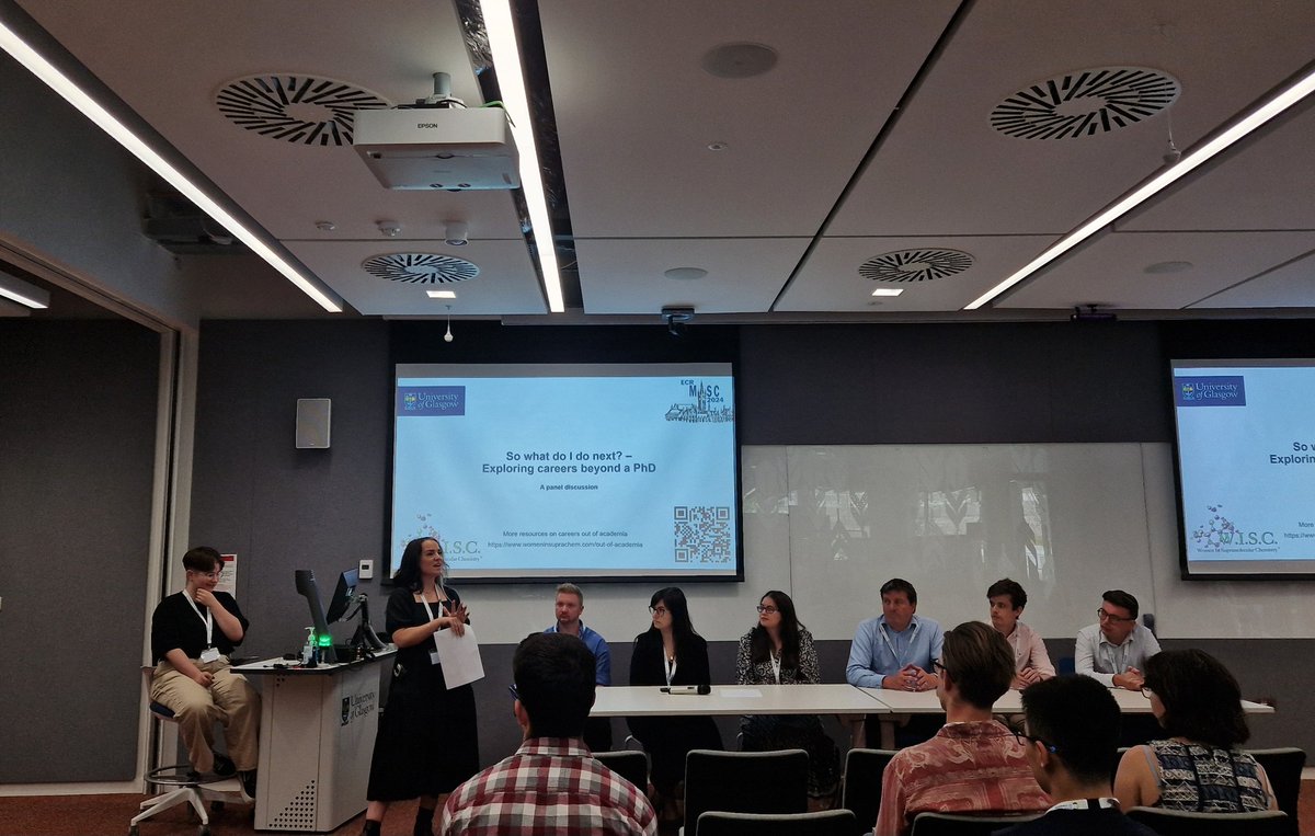 Professor Emily Draper @DrERDraper now chairing our panel discussion sponsored by <a href="/SupraChem/">WISC</a>: So what do I do next? Exploring careers beyond a PhD #ECRMASC2024
