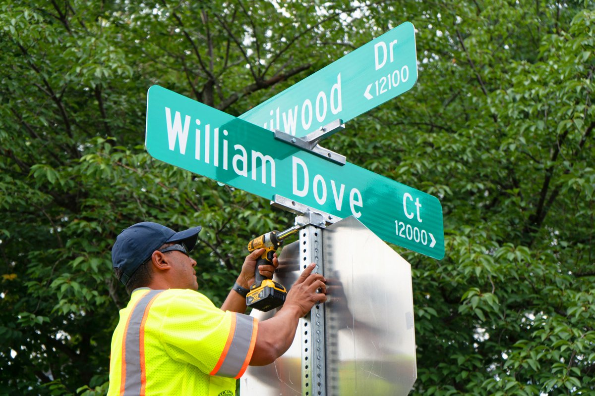 GasawaySisters's tweet photo. Two years ago today, MoCo honored our great-great-grandfather by renaming a street previously named after a Confederate general to William Dove Court. Proud to be his descendants, we strive daily to keep his legacy alive. #scotlandmd #potomac

Photo courtesy of @montgomeryplans https://t.co/GxGZh6kZi2