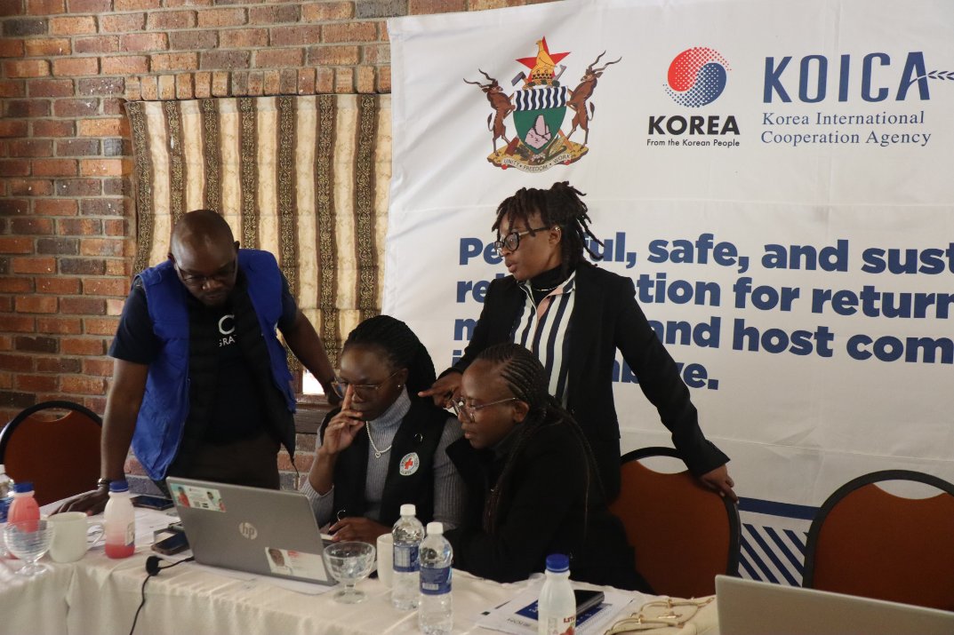 IOMZimbabwe's tweet image. In partnership w/ @KoicaTanzania, IOM is supporting gvt to develop SoPs on return, readmission &amp;amp; reintegration. The SoPs will provide sustainable reintegration support for vulnerable migrant returnees that is
✅coherent
✅timely &amp;amp;
✅dignified 
@MOFAkr_eng @Kor_Emb_Zim @OMpslsw