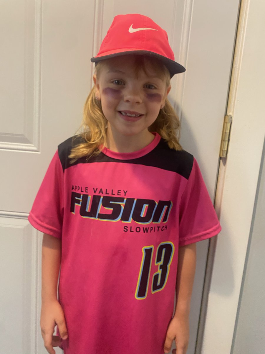 Graydog03's tweet photo. The season has come to a close and what a season it was. I am so proud of Melinda; watching her skills grow throughout the summer was really cool to see. We'll be back next year hungry for a trophy! 🥎🎉🏆 https://t.co/fJIdEN07C6