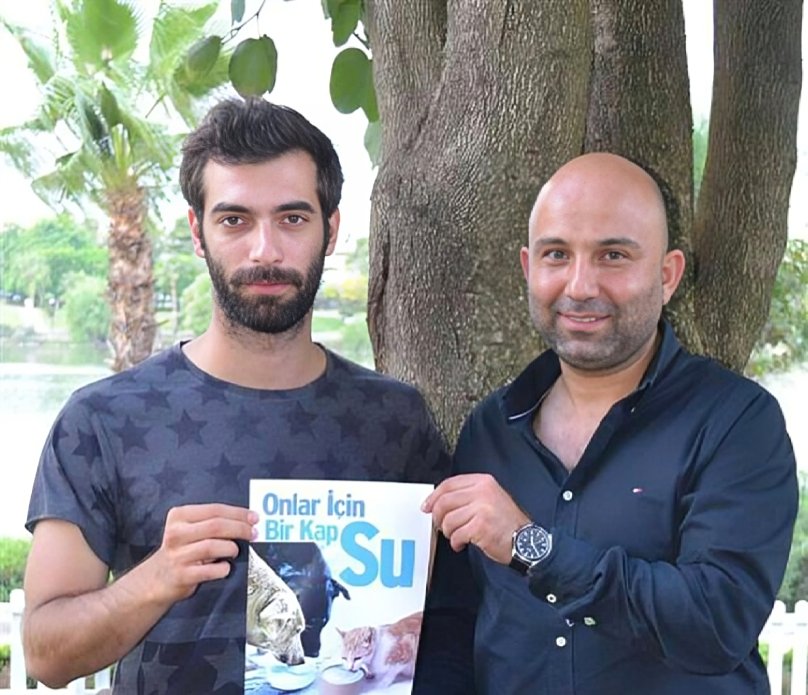 İlker Kaleli, sokak hayvanlarına ‘ BİR KAP SU ’ farkındalık projesine destek verdi.
#TBT 🔙 2014
#ilkerkaleli