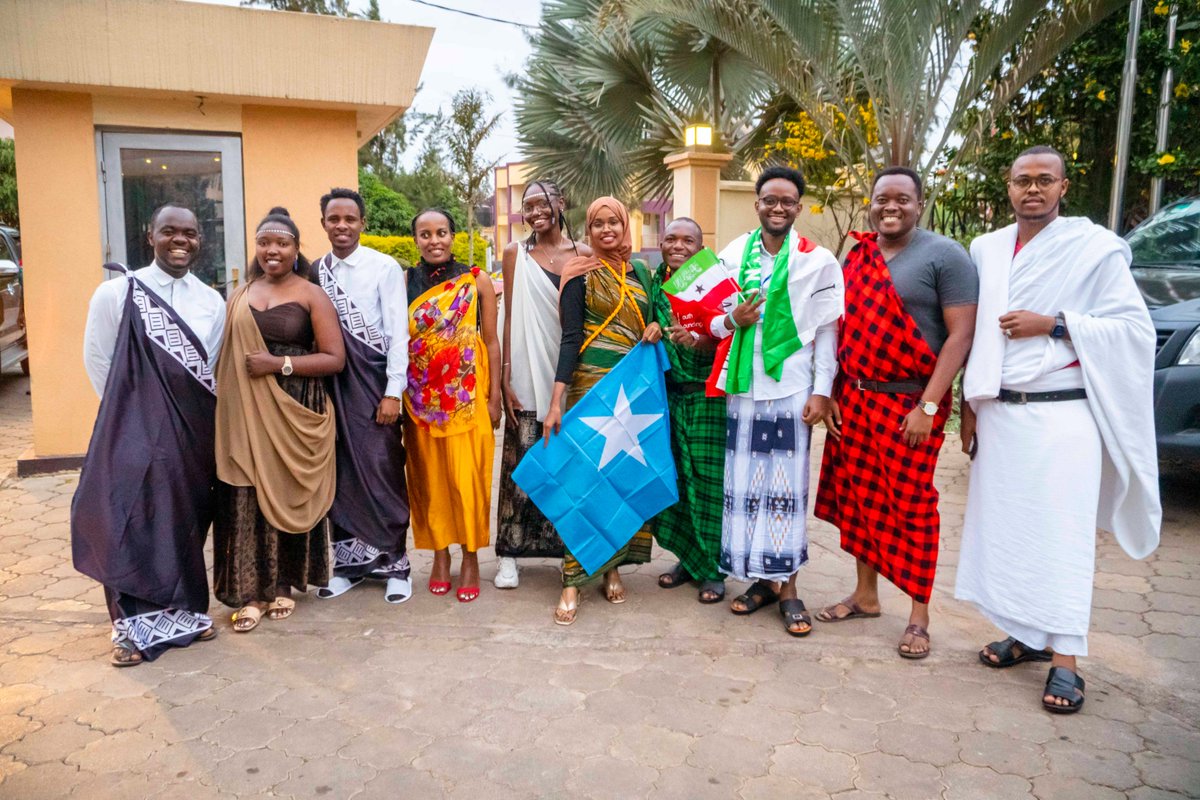 PBIRwanda's tweet photo. Diversity is a part of what makes the #PBIWorkshop unique. By embracing different backgrounds, cultures and traditions, aspiring peacebuilders build a bond with each other, that fosters understanding the importance of preserving and promoting peace across the globe. https://t.co/s6tQkK2Ger