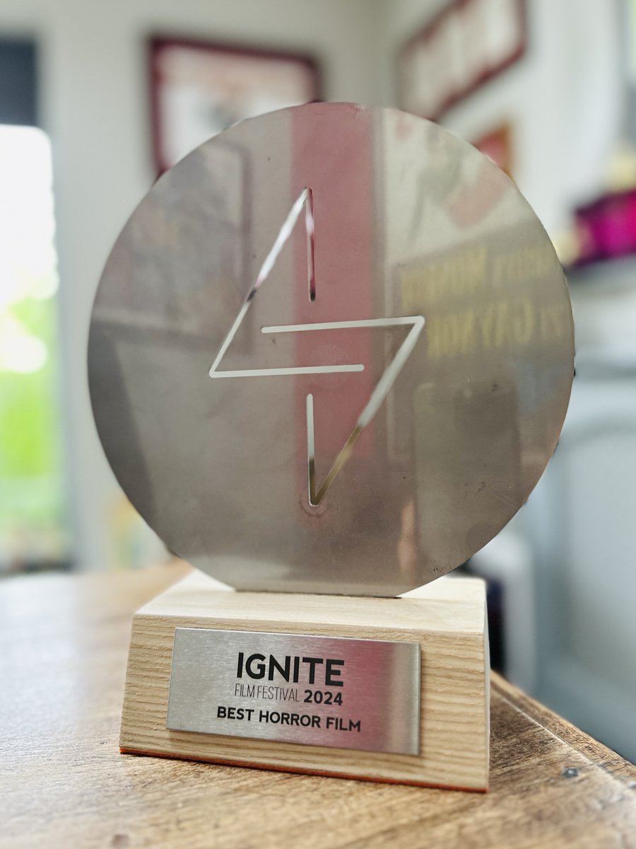 Evolution Productions (@evolutionproduk) on Twitter photo So, this has just arrived at the office... a stunning award for Best Horror for our short film, 'The Choice'. Thank you to <a href="/IgniteFilmFest/">Ignite Film Festival</a> . Congratulations to all the brilliant cast and crew <a href="/OfficialRita/">Rita Simons</a> , <a href="/Alex_Macqueen/">Alex Macqueen</a>, <a href="/timwhitnall/">Tim Whitnall</a> So, this has just arrived at the office... a stunning award for Best Horror for our short film, 'The Choice'. Thank you to <a href="/IgniteFilmFest/">Ignite Film Festival</a> . Congratulations to all the brilliant cast and crew <a href="/OfficialRita/">Rita Simons</a> , <a href="/Alex_Macqueen/">Alex Macqueen</a>, <a href="/timwhitnall/">Tim Whitnall</a>