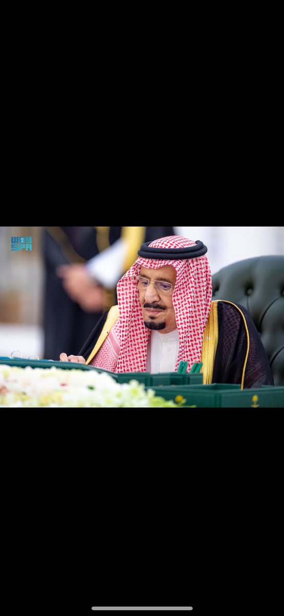 f_x202's tweet photo. الشعب ترى شوفتك  عندهم
عيد يا أبو فهد 🇸🇦🤍🇸🇦..

#��ادم_الحرمين_الشريفين
#الملك_سلمان_بن_عبدالعزيز 
  #مجلس_الوزراء https://t.co/2h0r0klQmH