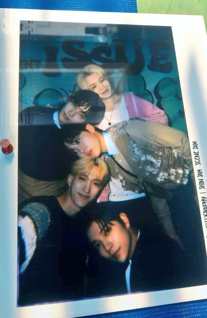 keioboysakurai's tweet photo. It's a vocal unit thing 🤭🥰

#Caratland2024 #Caratland #Seventeen #세븐틴 https://t.co/VppxESaOlu