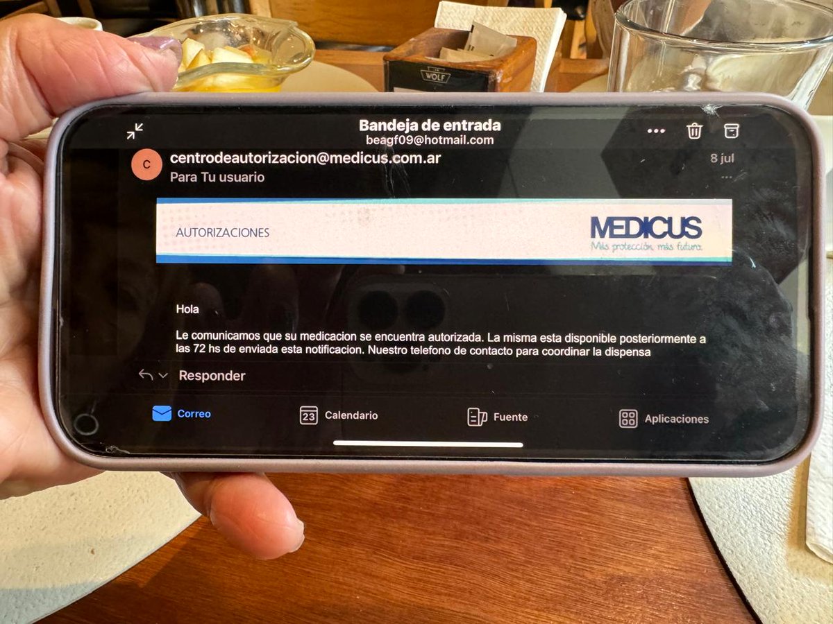 anabe_rh's tweet photo. Necesito RT infinito, por favor🙏🏻

Mi amiga Betty está en tratamiento oncológico y desde ayer sin medicación. @medicus_sa hace más de dos semanas que autorizó pero no envía. 
Quizás también la @sssal pueda tomar cartas en el asunto y agilizar?? 

Gracias por difundir 🤍 https://t.co/isnk6dAW50